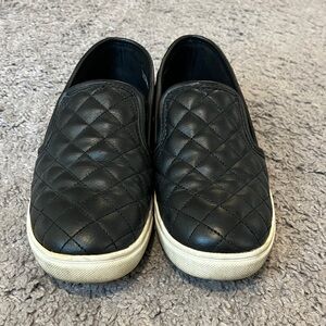 Elegant Black Quilted Slip-On Loafers